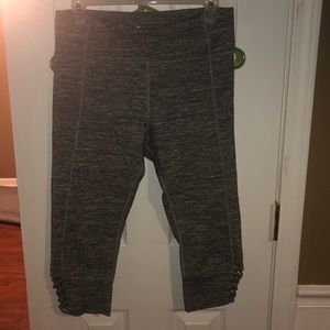 Women’s CK leggings.